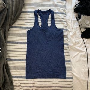 Blue lululemon tank size 4